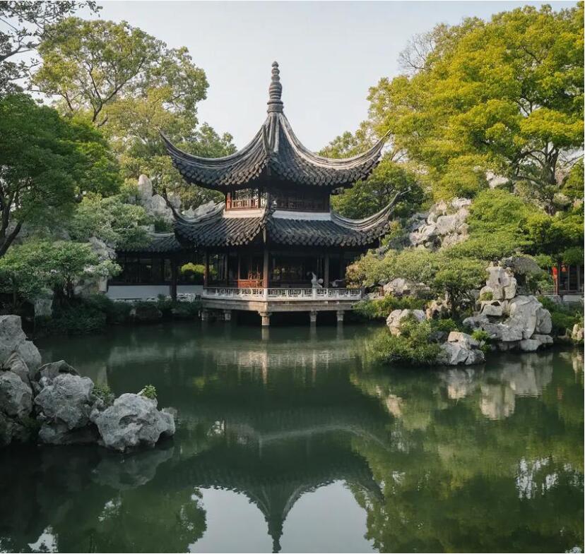 鹰潭半芹土建有限公司